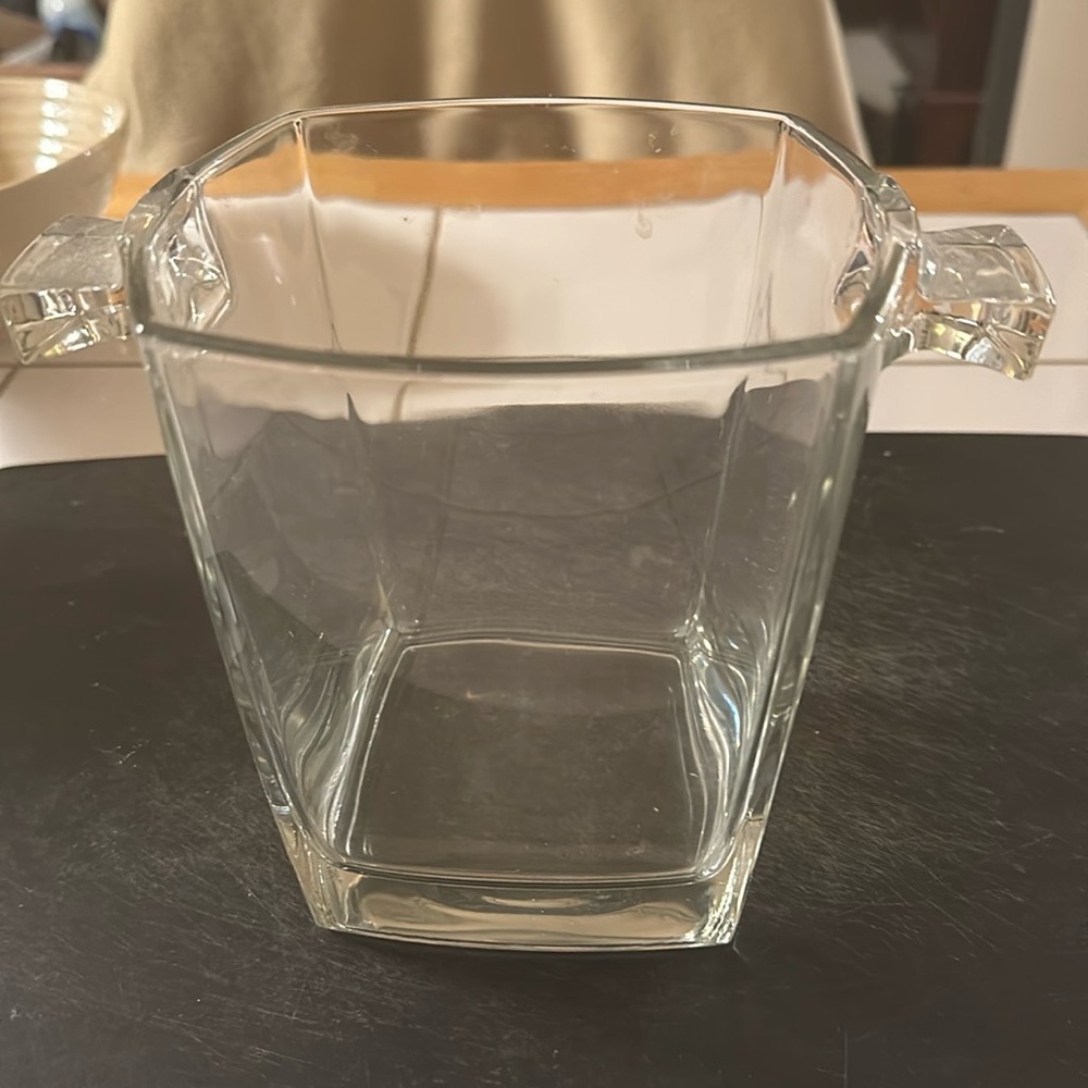 Glass ice bucket( FRANCE)